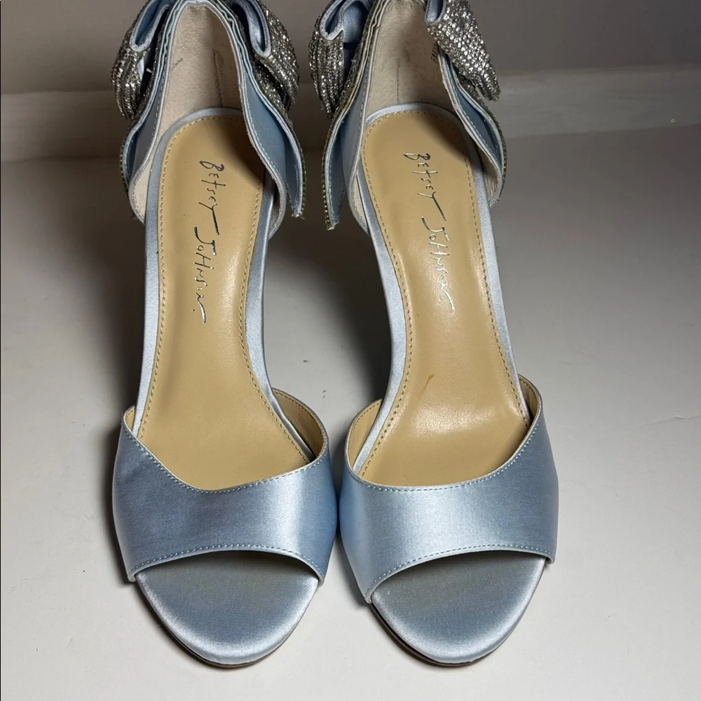 BETSEY JOHNSON X DB Satin Peep Toe Stiletto Pumps with Sequin Bow 7.5 heels - Picture 4 of 8